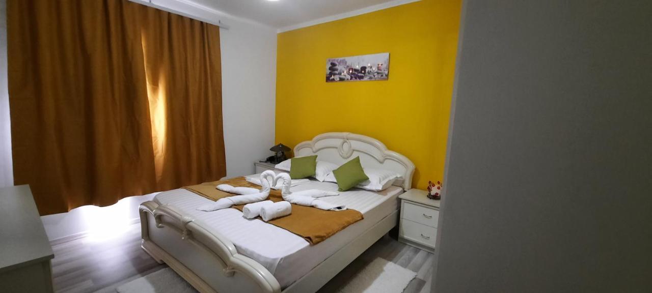Apartament Clara Permet Daire Dış mekan fotoğraf
